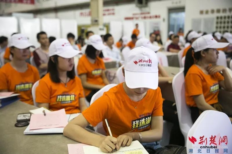 1528353042991753.png blob.png