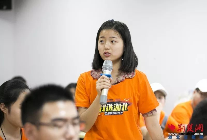 1528353778231984.png blob.png