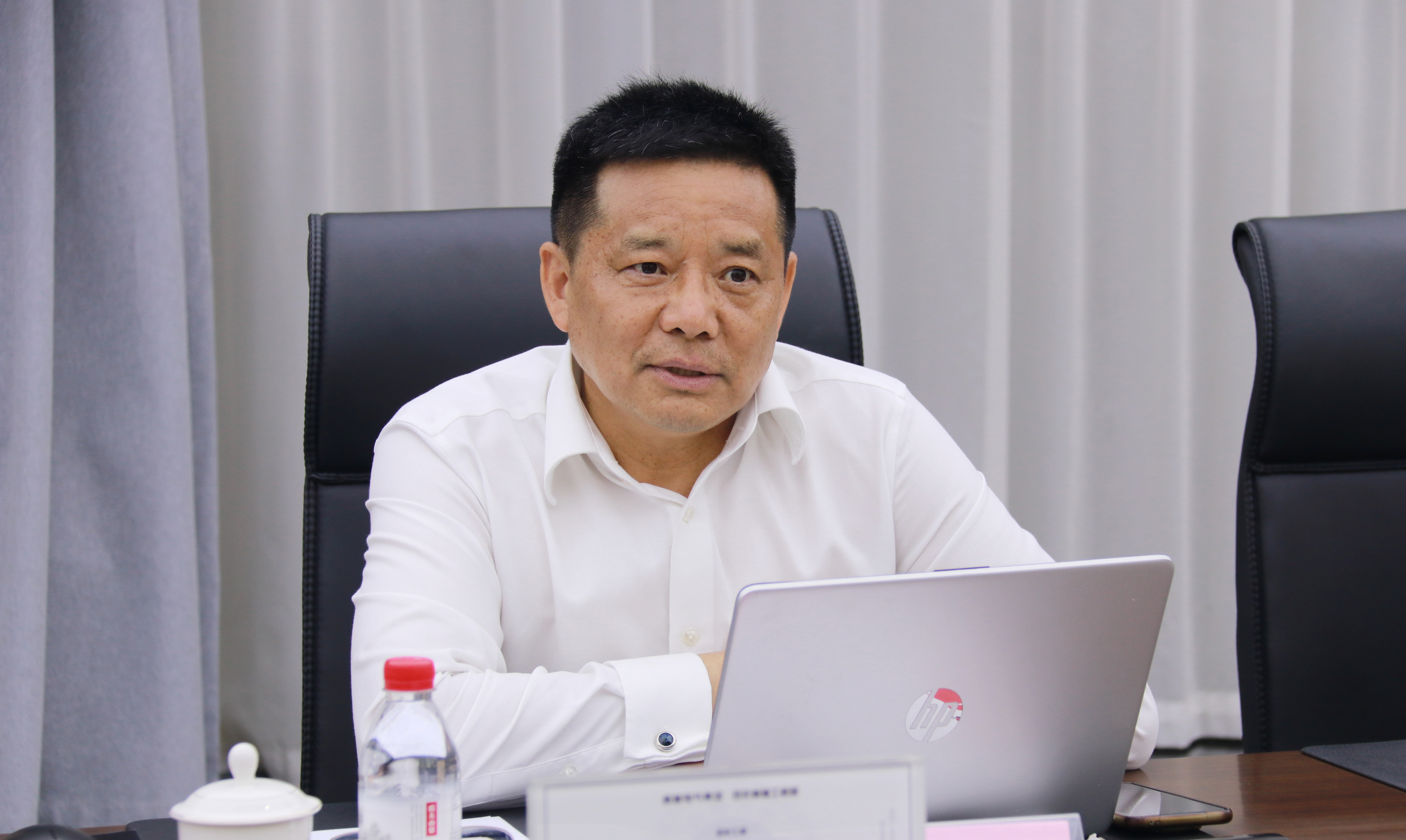 1752654990404098.jpg 1752654990404098.jpg